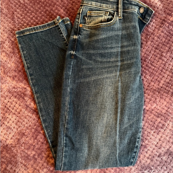 Judy Blue Slim Fit 7/28 Jeans - Picture 5 of 5